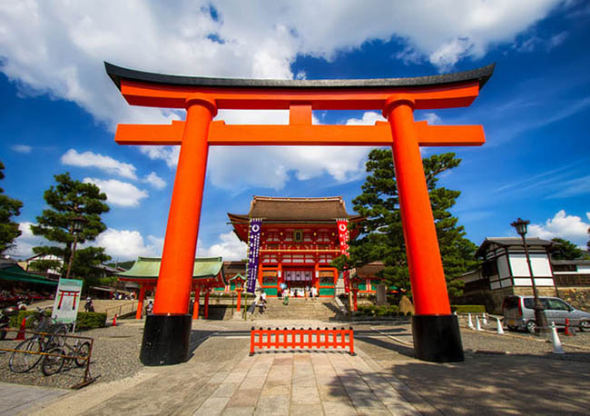 Đền thờ Fushimi Inari.jpg
