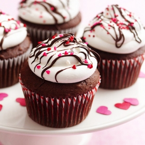 cupcake-cute-food-hearts-sweet-Favim.com-410576.jpg