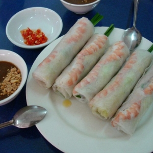 cách-làm-gỏi-cuốn-tôm-thịt.jpg