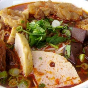 bun bo hue1.jpg