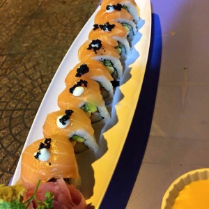 Sushi Ngon2.jpg