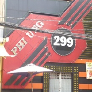 Bar Phi Ứng.jpg