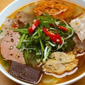 Bún Bò Ô Vân.jpg