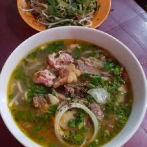 Bún Bò - Trịnh Đình Thảo.jpg