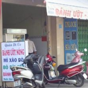 Dì Úc - Thoại Ngọc Hầu.jpg