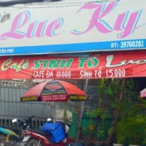 Lucky Cafe - Thoại Ngọc Hầu.jpg