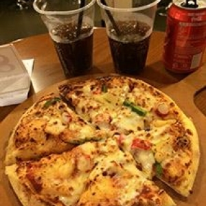 Pizza Hut - Luỹ Bán Bích.jpg