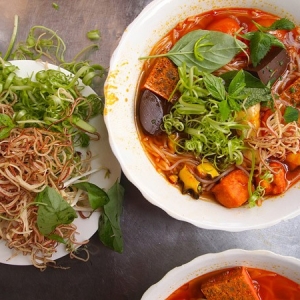 bun rieu 02.jpg