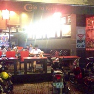 La Kaffe Cafe 10.jpg