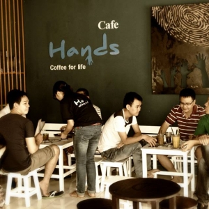 hands 02.jpg