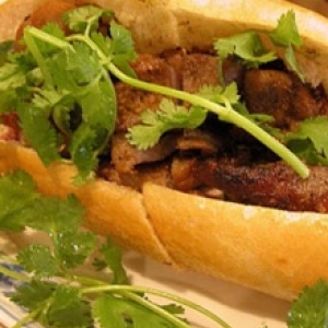 Bánh Mì Hà Nội - Lũy Bán Bích.jpg