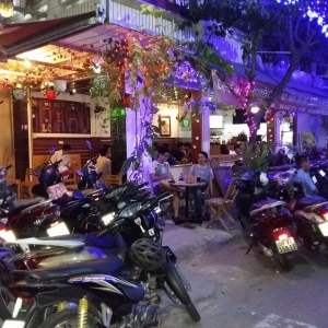 Bonka Cafe - Độc Lập 2.jpg