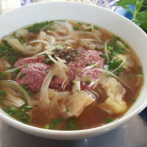 Phở Gia Truyền Hoàng Long 3.jpg