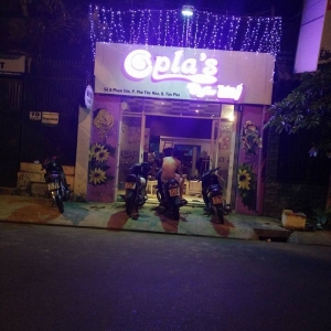 Opla's Coffee Take Away 4.jpg