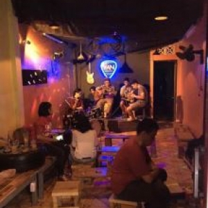 Yan Acoustic Cafe.jpg