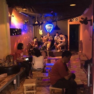 Yan Acoustic Cafe 2.jpg