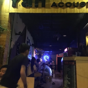 Yan Acoustic Cafe 5.jpg