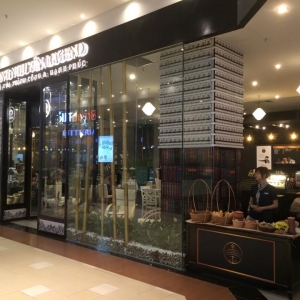 Trung Nguyên Coffee - AEON Mall 3.jpg