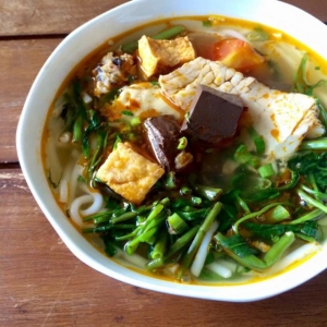 canh bun 02.jpg