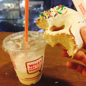 Dunkin' Donuts - Aeon Mall Bình Tân 2.jpg