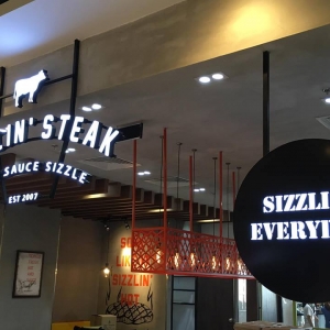 Sizzlin' Steak Vietnam - AEON Mall Bình Tân 5.jpg