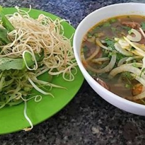 Bún Bò Huế Cô Mai 2.jpg