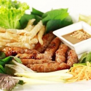 nem nuong 02.jpg