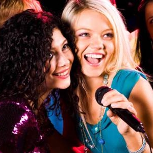 Đại Lợi Karaoke - Quốc Lộ 13.jpg