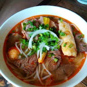 bun bo song huong 04.jpg