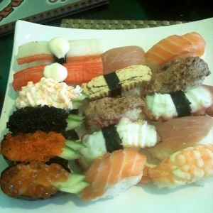 sushi truhobakunhu6.jpg