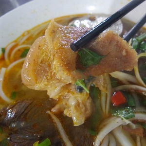 bun bo hue minh son2.jpg