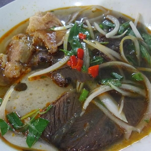 bun bo hue minh son3.jpg