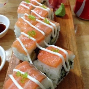 foody-sushi-family-thong-nhat-555-635623221976205543.jpg