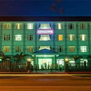 Sunrise Hotel - Trường Pháp1.jpg