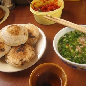 banh can 02.jpg