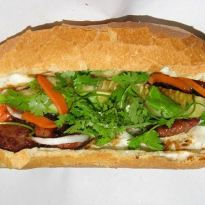 banh mi thit nuong 03.jpg