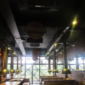 Gogi house10.JPG