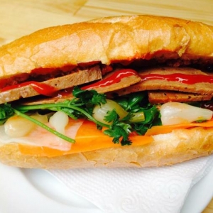 Bánh Mì Mỹ Nhân 02.jpg