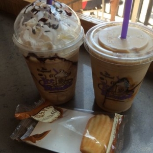 The Coffee Bean & Tea Leaf7.jpg