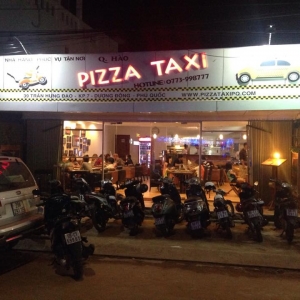 pizza taxi 07.jpg