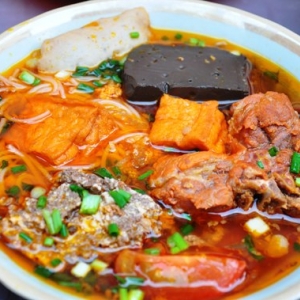 bun rieu loc5.jpg