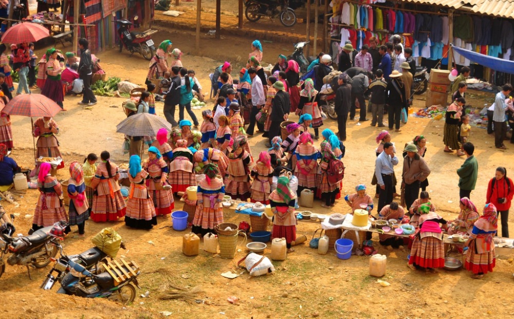 Chợ Phiên Bắc Hà - Lào Cai