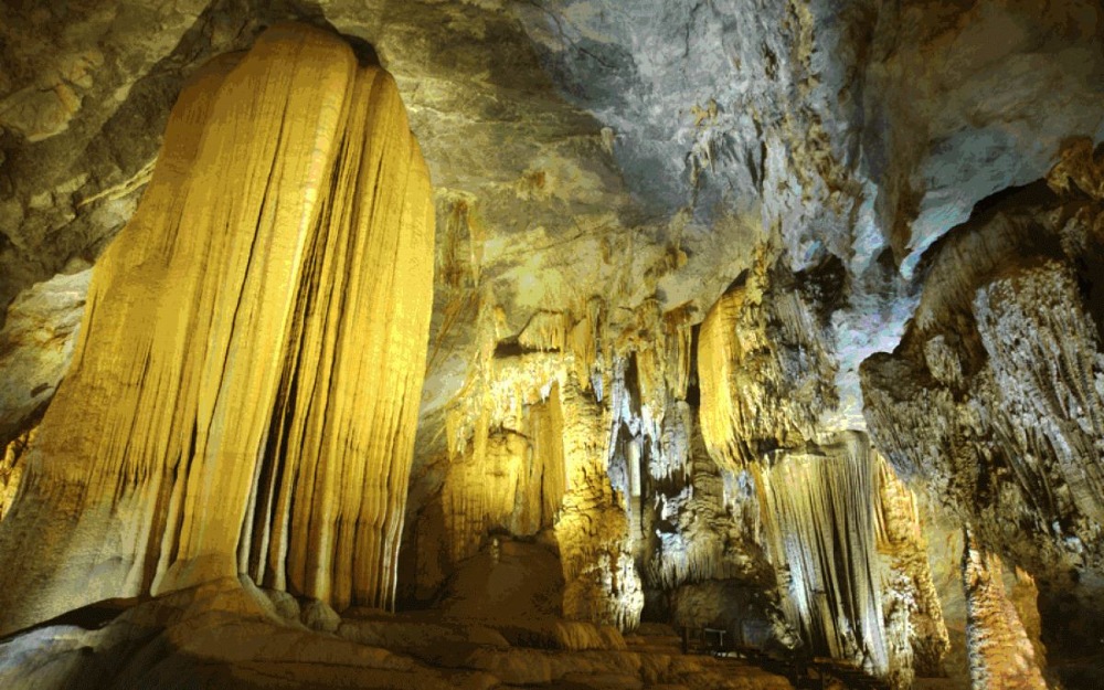 Động Hoa Tiên - Hòa Bình