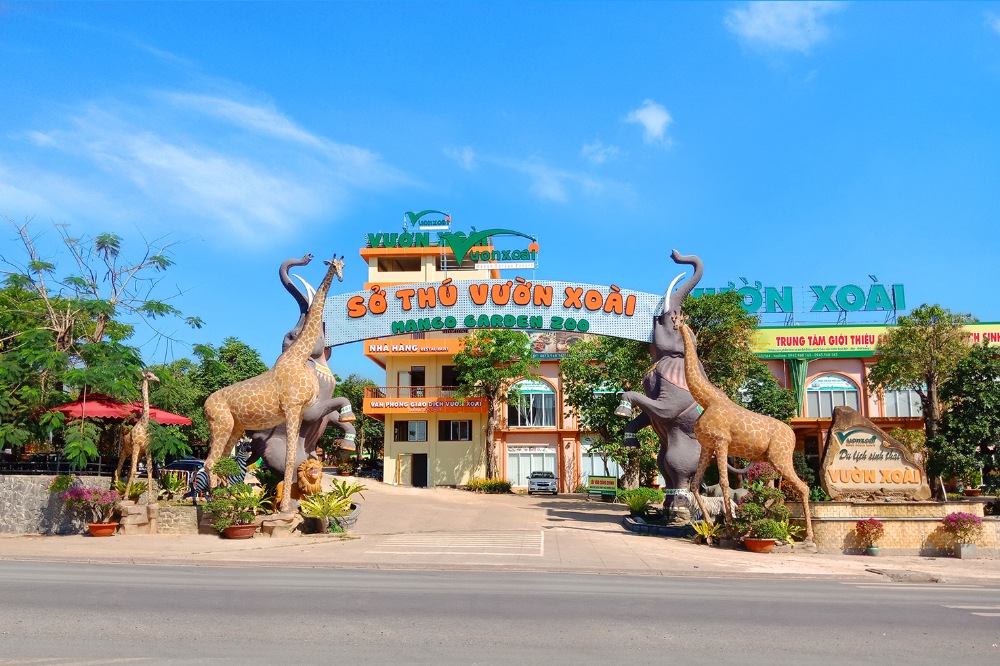 Khu du lịch Vườn Xoài