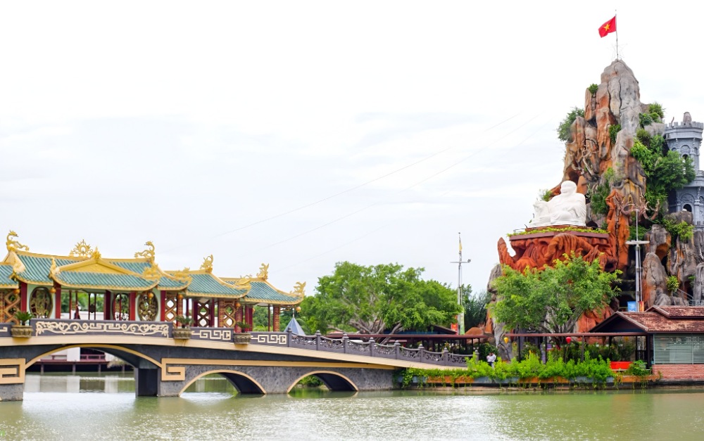 Khu Du Lịch Long Điền Sơn
