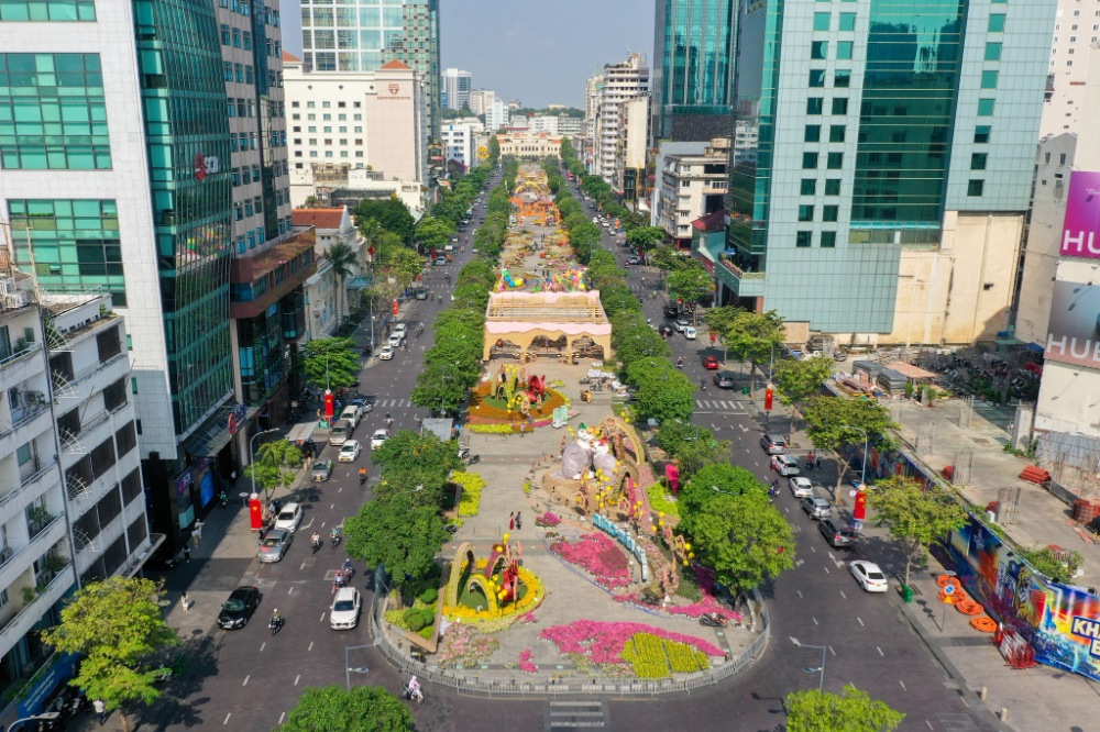 Phố Đi Bộ Nguyễn Huệ