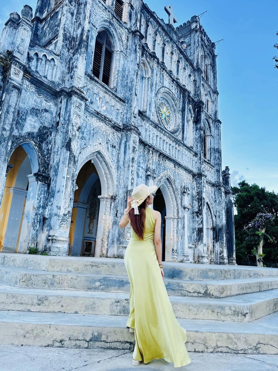 Phan Hương - Kỷ niệm 5.2024 — ảnh 5