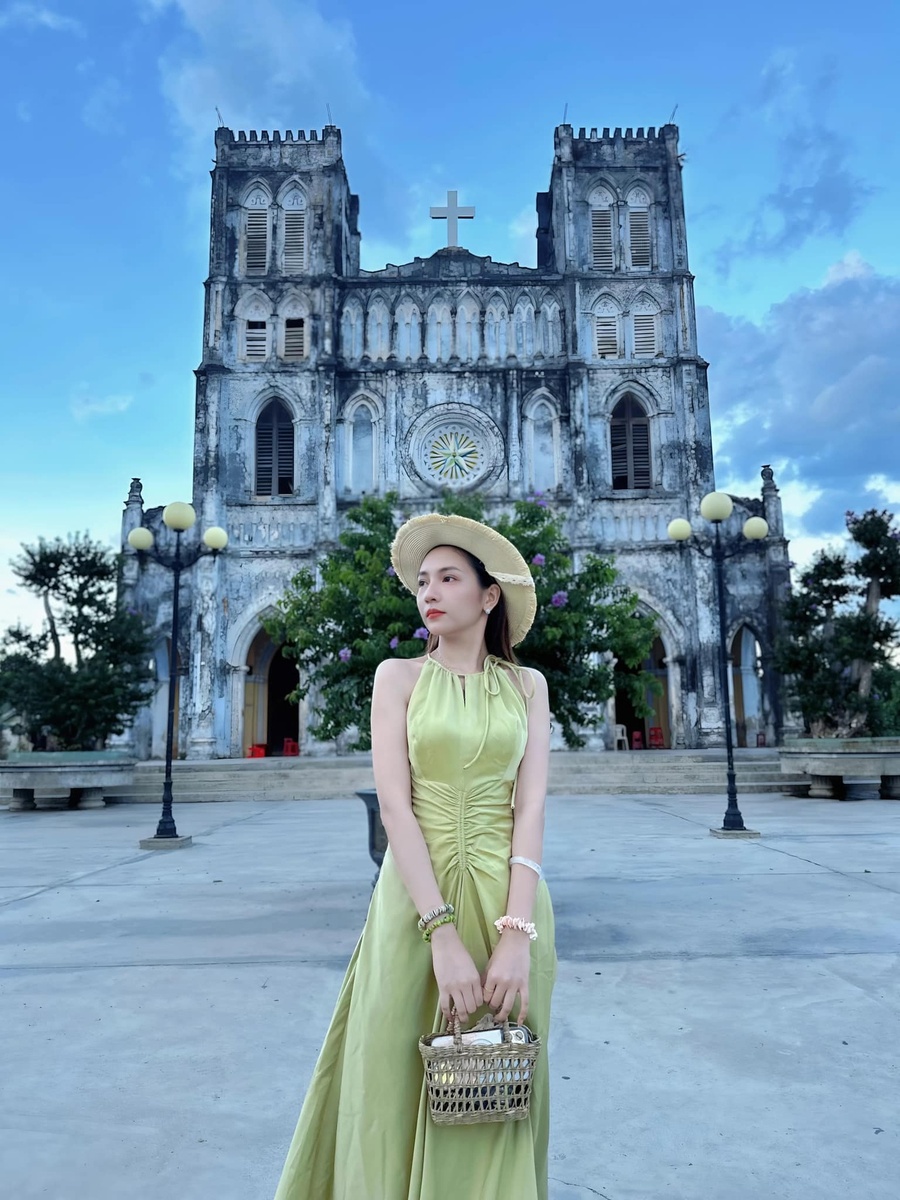 Phan Hương - Kỷ niệm 5.2024 — ảnh 8