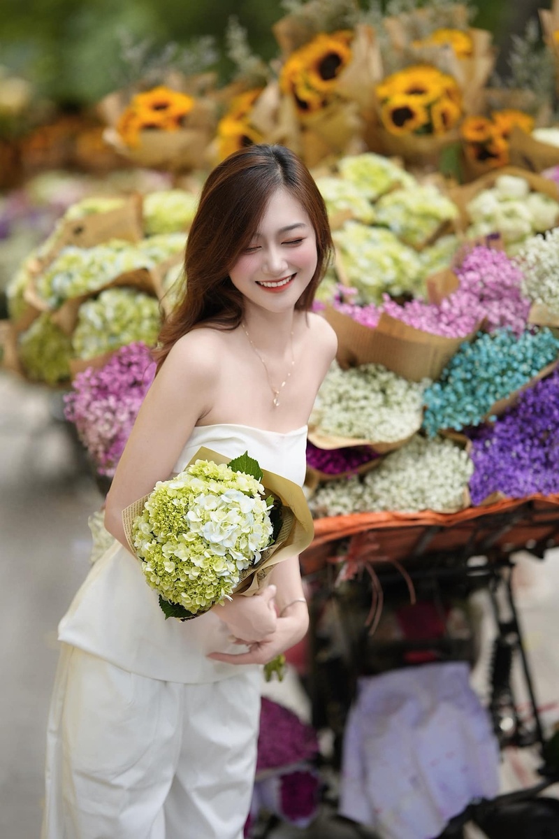 Phương Linh - Kỷ niệm 9.2023 — ảnh 5