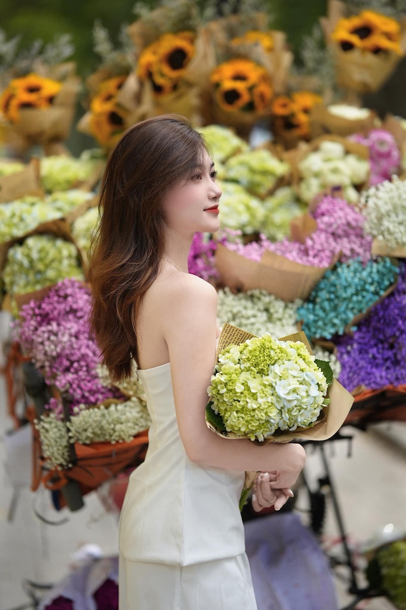 Phương Linh - Kỷ niệm 9.2023 — ảnh 6